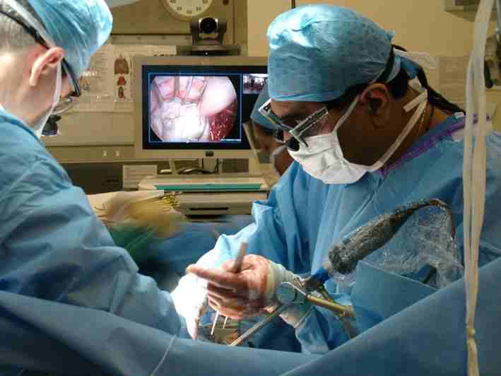 虛擬器官模型即時觀看,可幫助手術進行